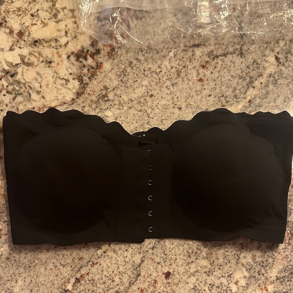 Black Strapless Bandeau Bra